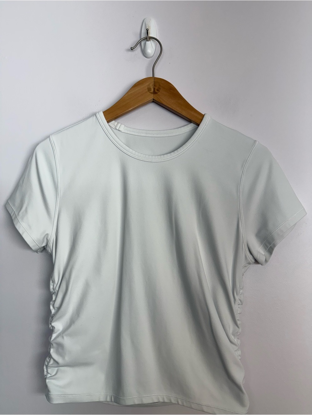 97: Lululemon All It Takes Short Sleeve Shirt White Size 8? 19” PTP
